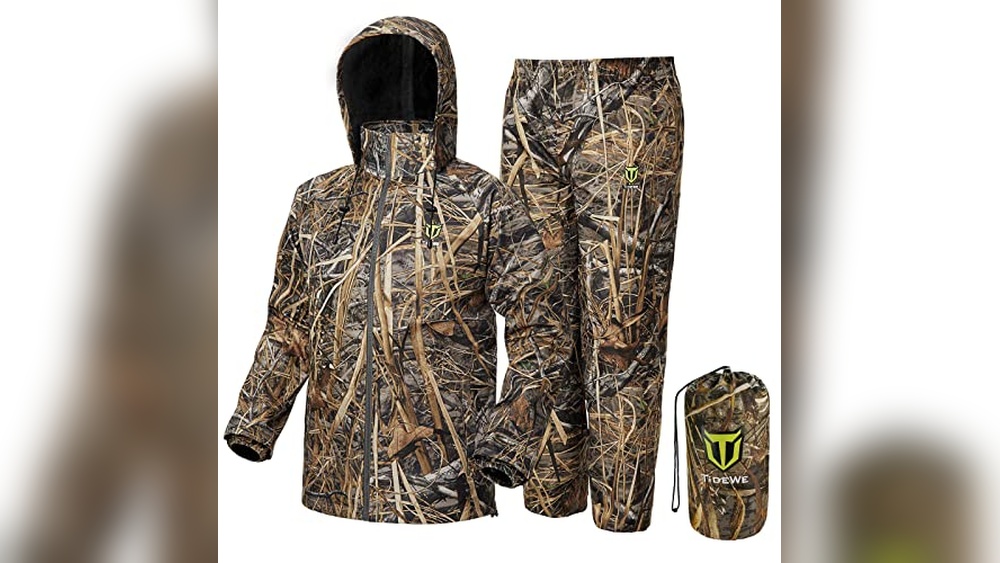 Best Rain Gear for Hunting